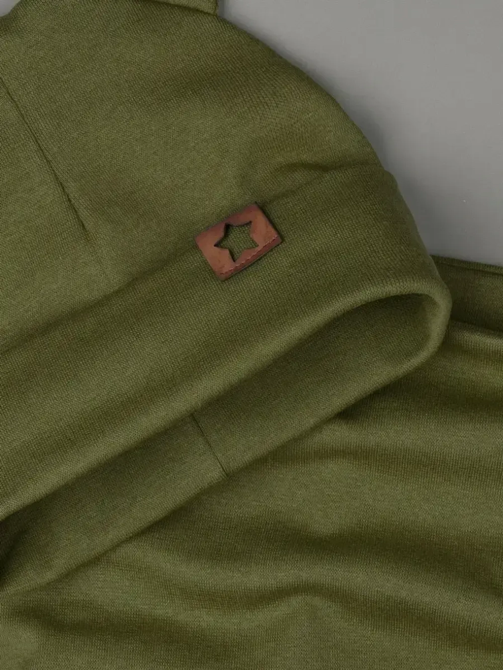 Шапка с ушками осенняя и снуд для детей