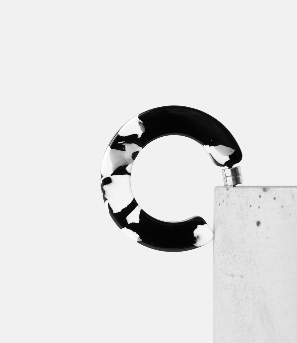 Machete Kate Hoops in Noir — серьги из ацетата