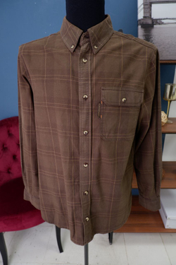 Рубашка темная в клетку 50-52 размер