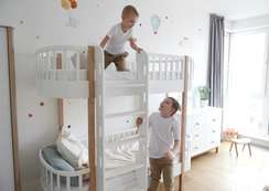 Кровать двухъярусная Classic фронтальная лестница (белый)