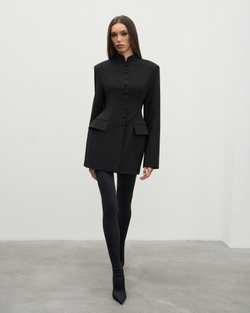 Приталенное платье-пиджак