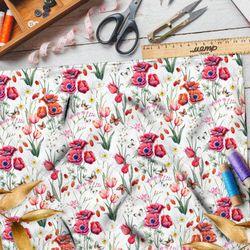 Ткань мембрана полевые цветы и сиреневые маки на бежевом фоне