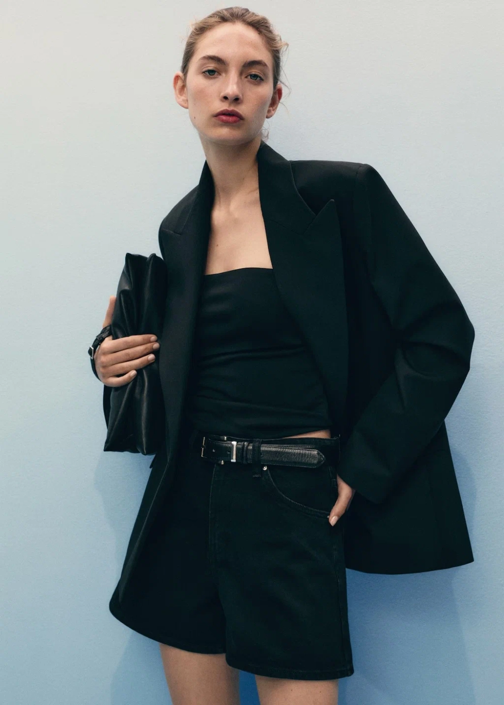 Прямые джинсовые шорты с высокой посадкой