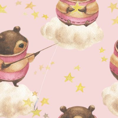 Медведь ловит звездочку