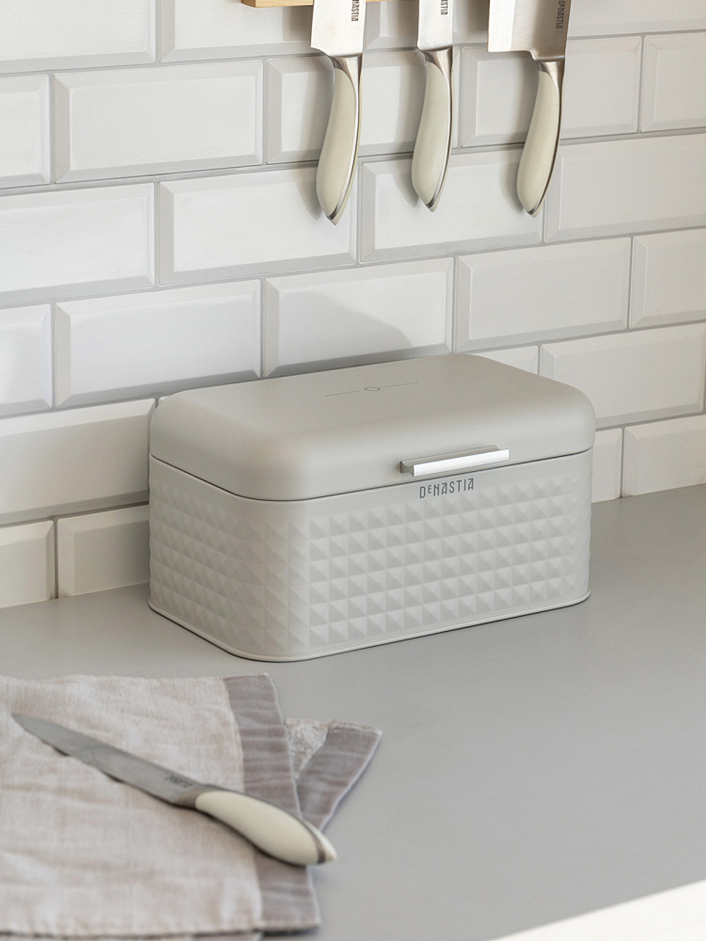 Хлебница DeNASTIA сталь 30,5x20x15,5 серый