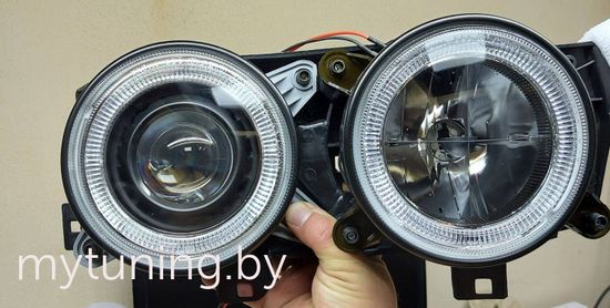 Передние фары ANGEL EYES BLACK для BMW 7 E32