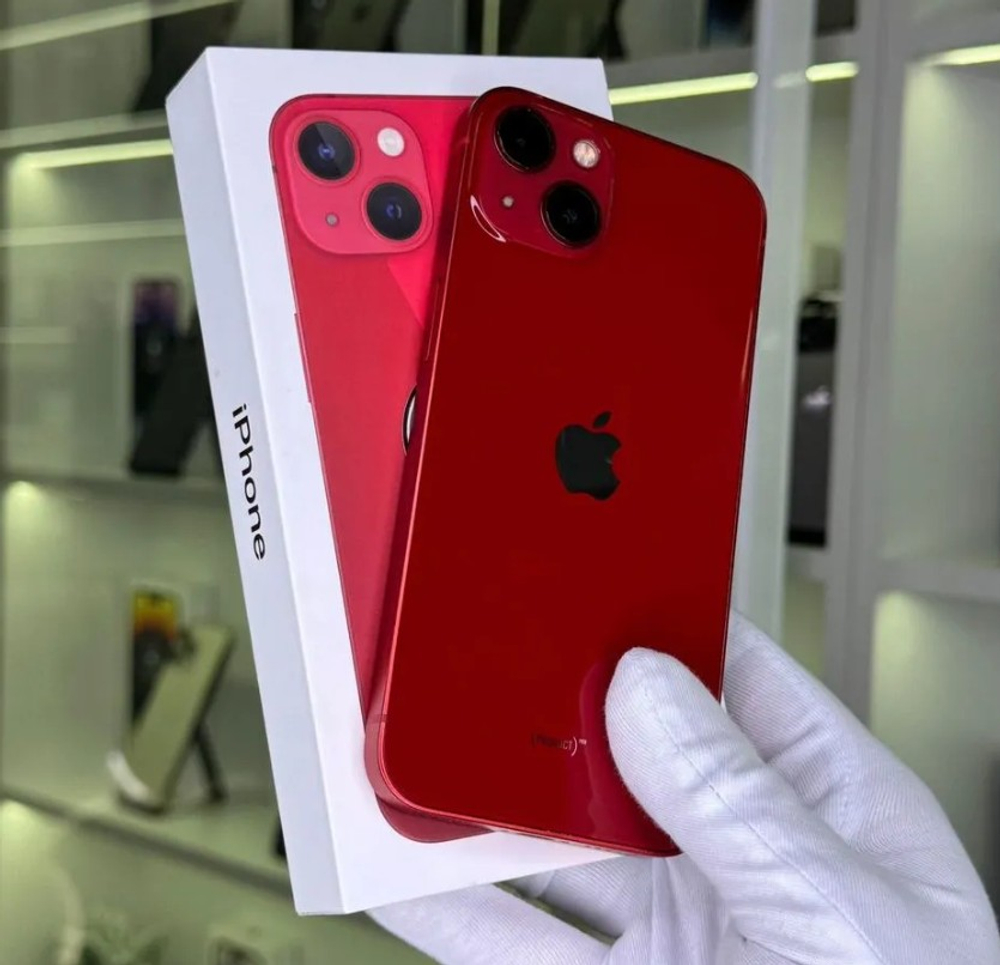 iPhone 13, 128 ГБ б/у