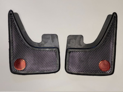 Брызговик универс. 3D Черный катафот красный (2шт) (SPARGO)