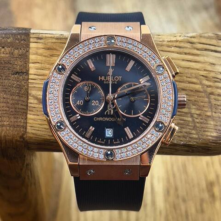 Часы Hublot