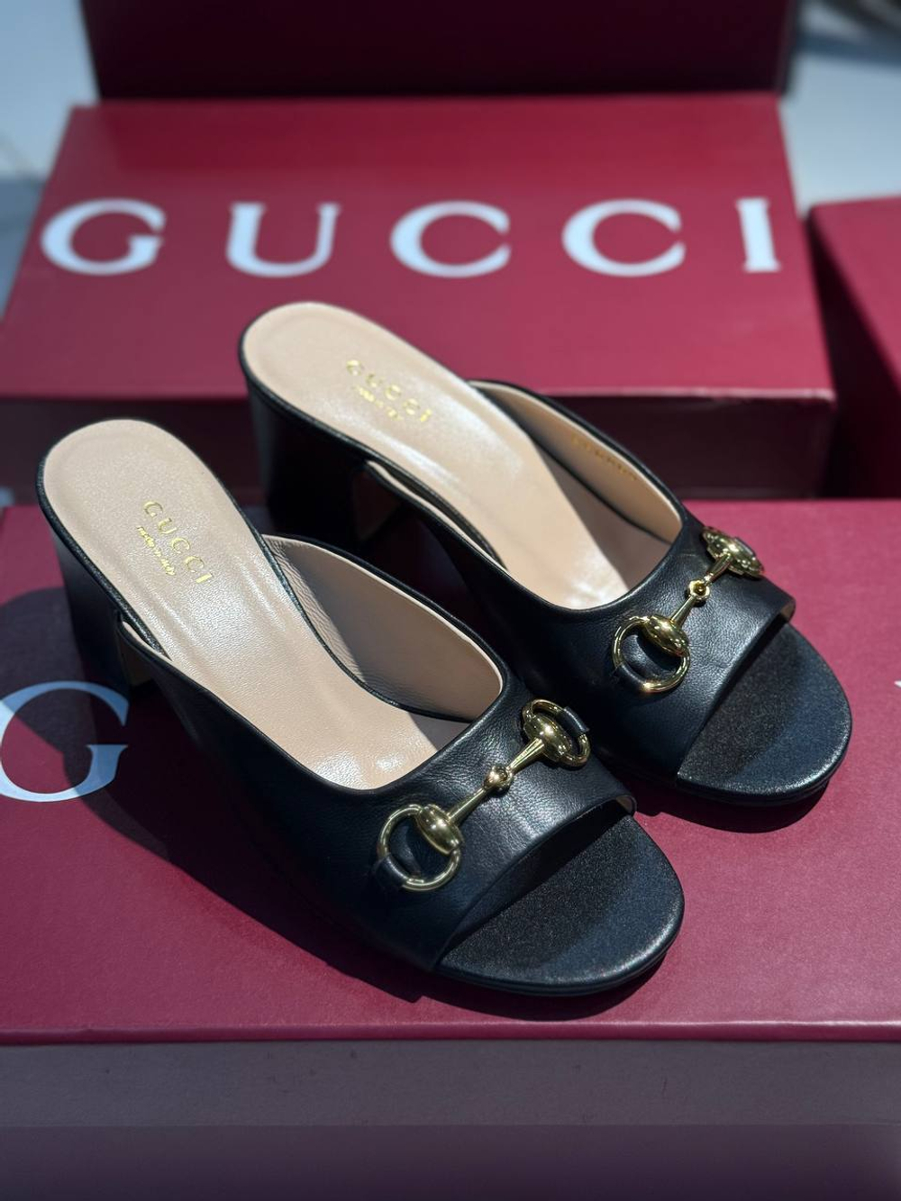 Босоножки Gucci