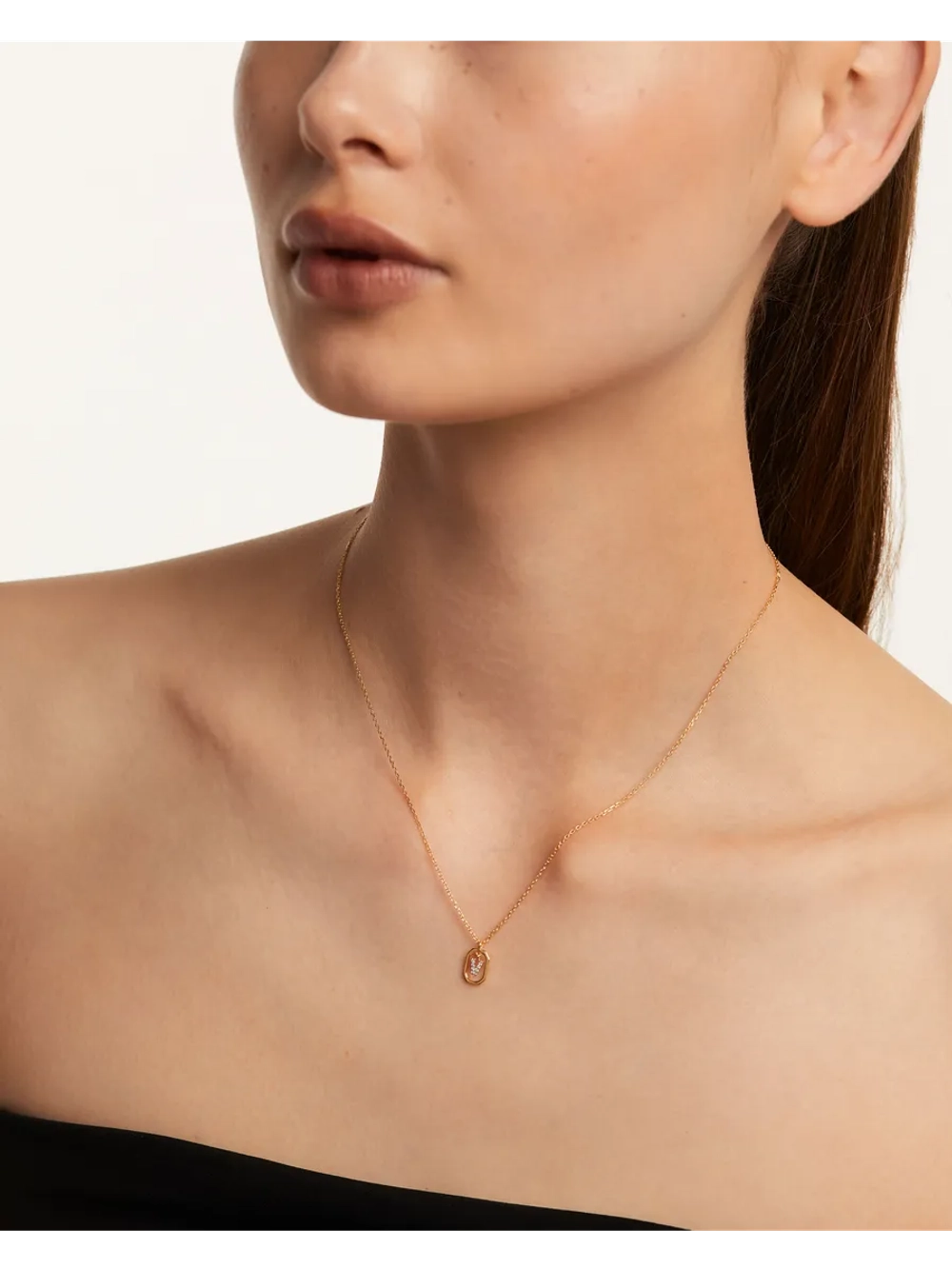 Колье Мини-Буква V серебро 925 пробы покрытое золотом