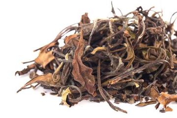 Herbata Shou mei (Brwi starca)