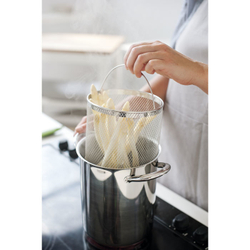 Кастрюля для варки спаржи с ситом 4.1л 16см Beka