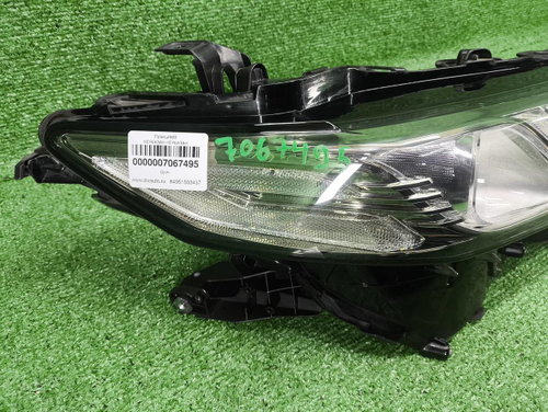 Фара правая Toyota Camry xv70 (2017-2021) LED