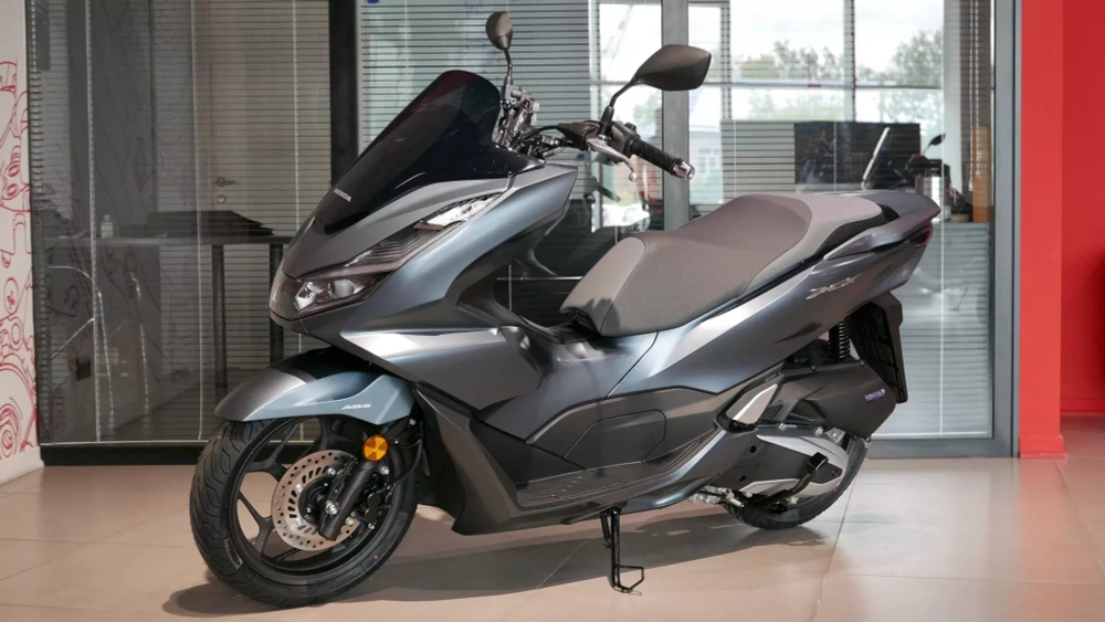 Скутер Honda PCX125