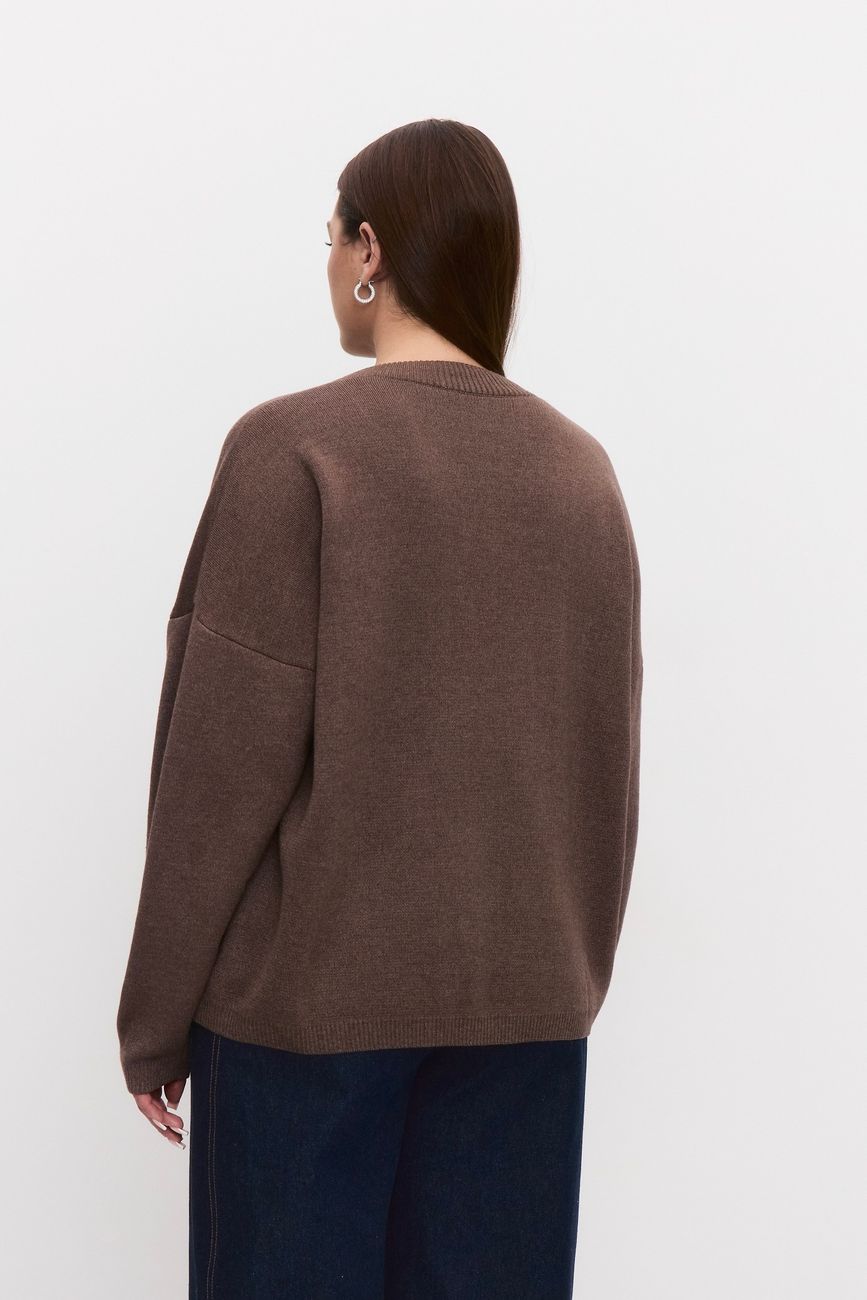 Джемпер вязаный с круглым вырезом, трюфель