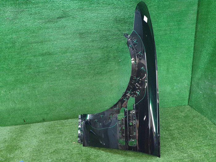 Крыло переднее левое Genesis G80 2 (2020-н.в.)