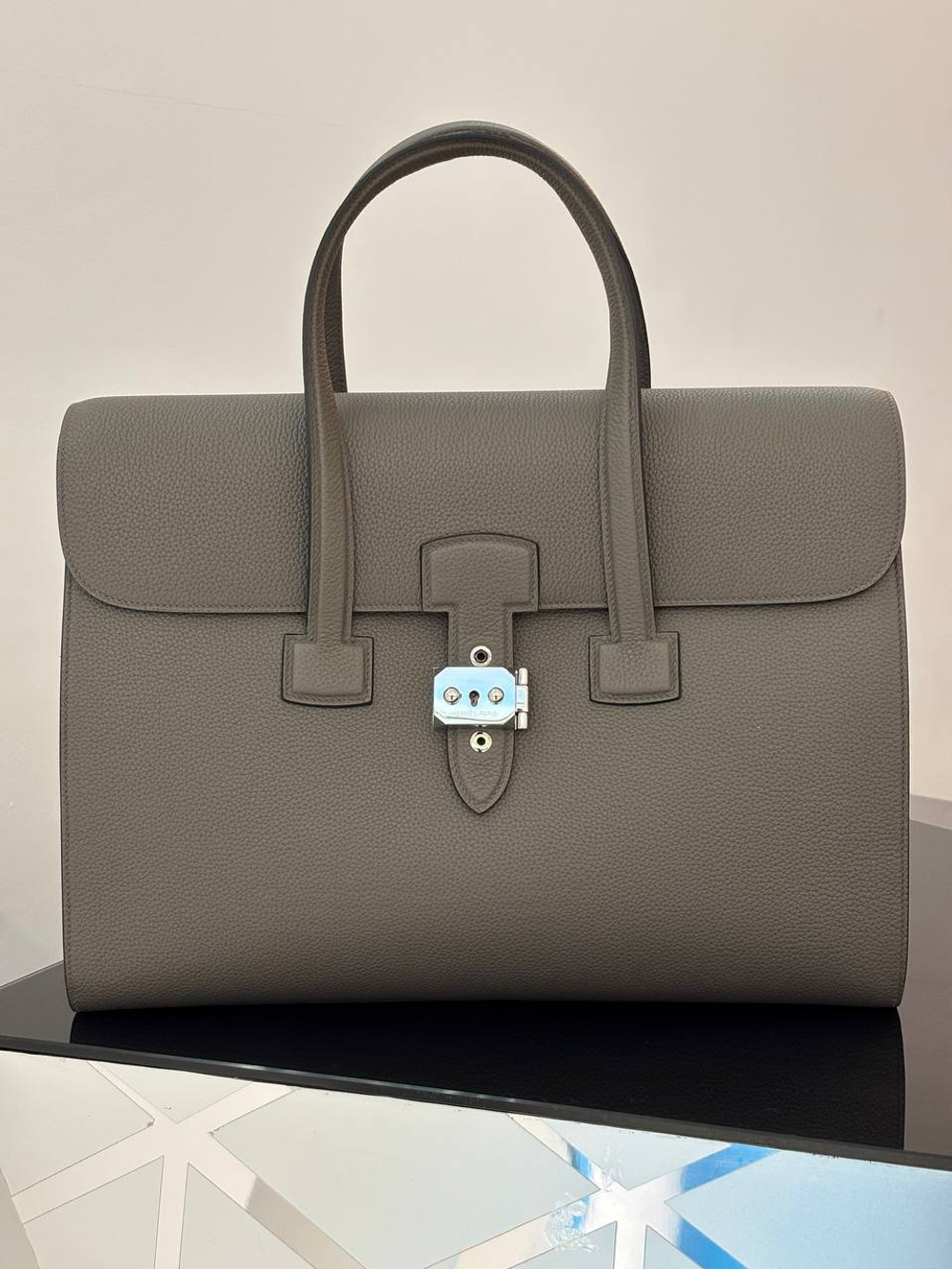 Портфель Hermes