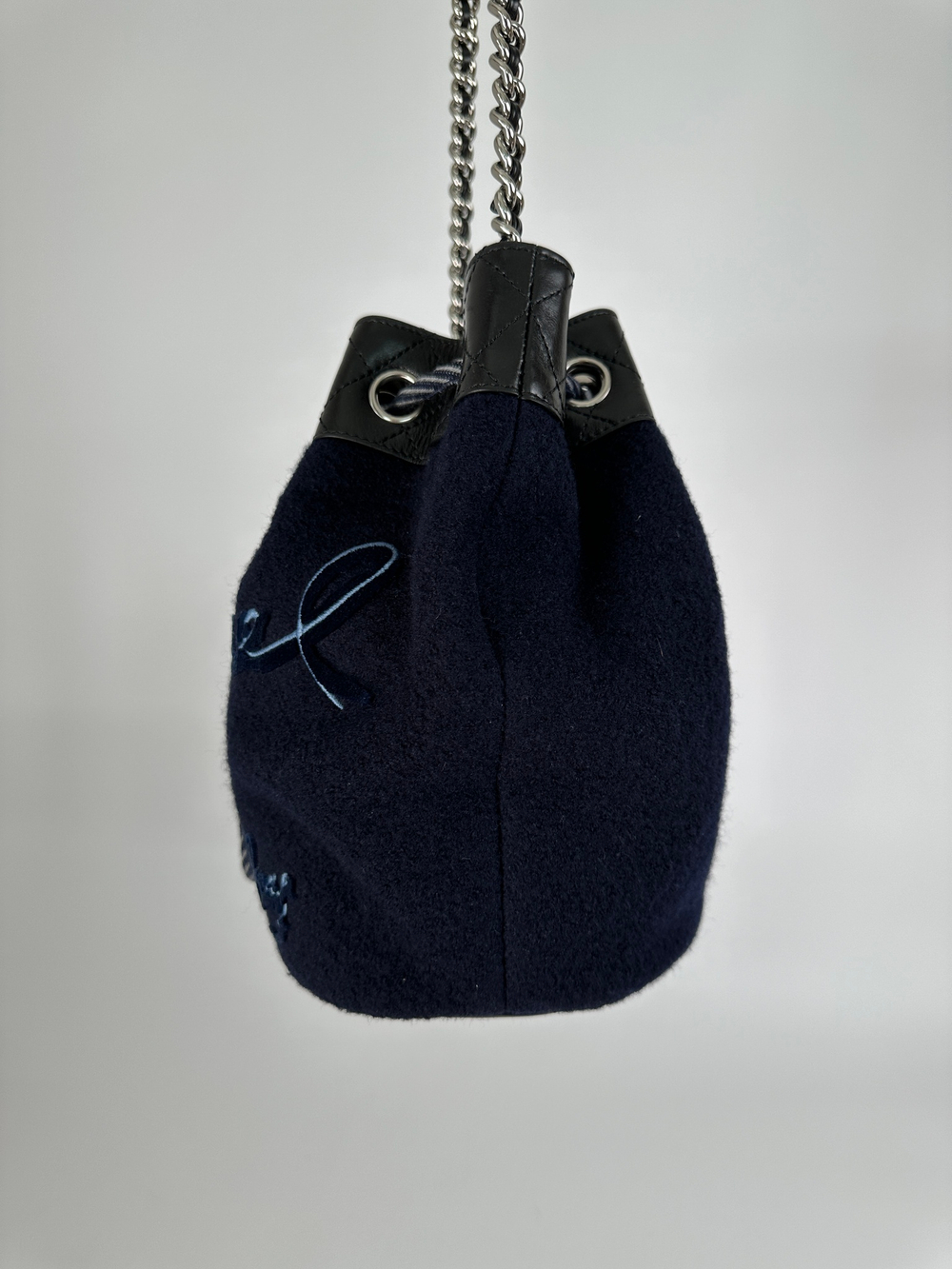 Сумка Chanel Bucket Bag Navy blue
