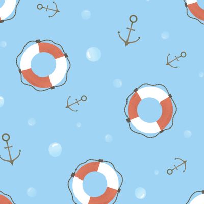 Спасательные круги на голубом фоне