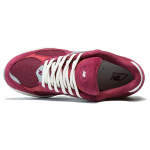 Кроссовки New Balance 2002R Bordeaux