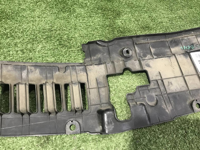 Кожух замка капота Toyota Camry 7 XV50 (2014-2018)