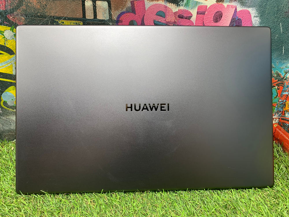 Мощный Ультрабук Huawei Ryzen 7/Vega 10/8GB/SSD512