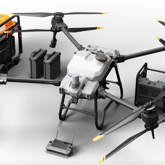 DJI AGRAS T40 — агродрон для внесения удобрений и опрыскивания