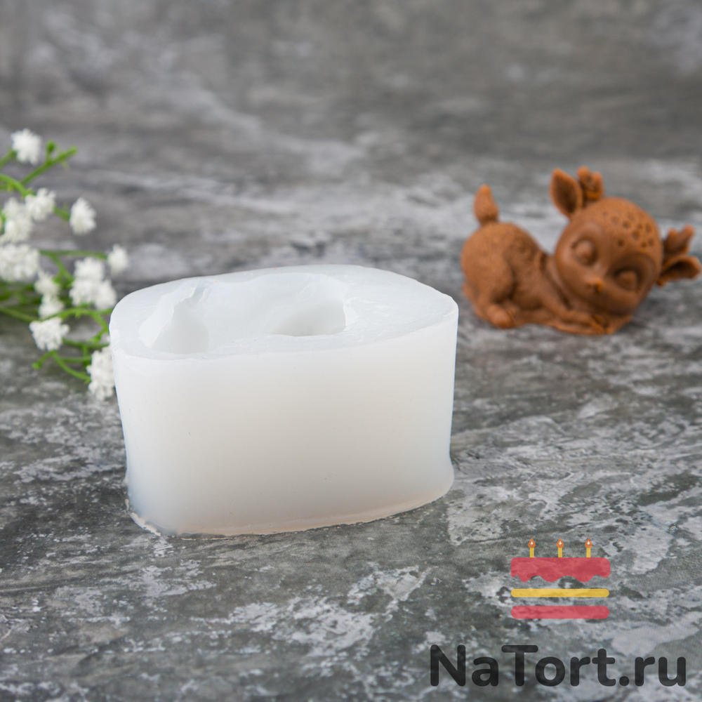 Силиконовый молд 3D «Спящий олененок хвостик кверху»