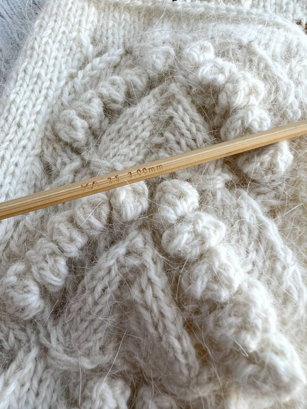 Трикотажная пряжа ангорка