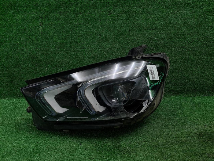 Фара левая Mercedes GLE V167 (2018-2024) LED