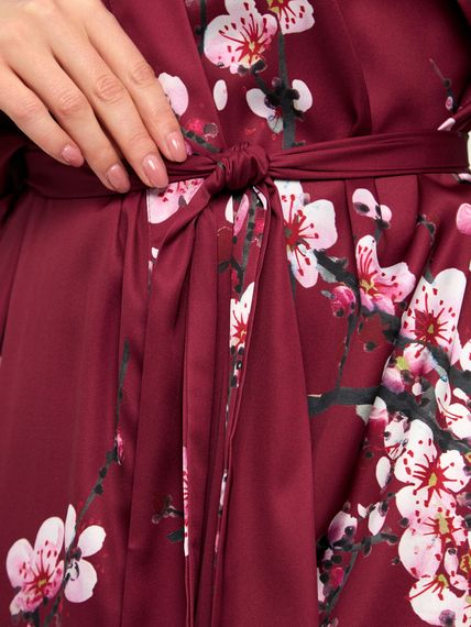Халат женский шелковый Sakura