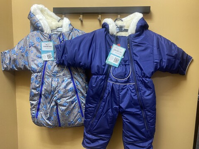 Комбинезон -трансформер зимний на овчине из мешка в ножки, на рост 80-86 см