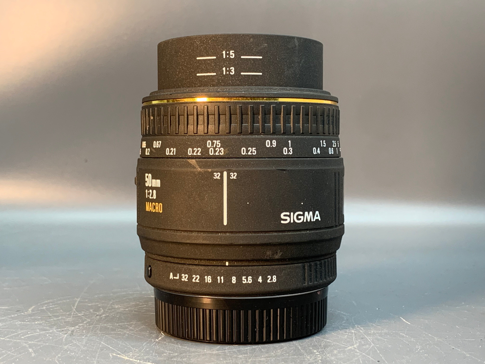 Sigma 50mm/2.8 Macro EX
