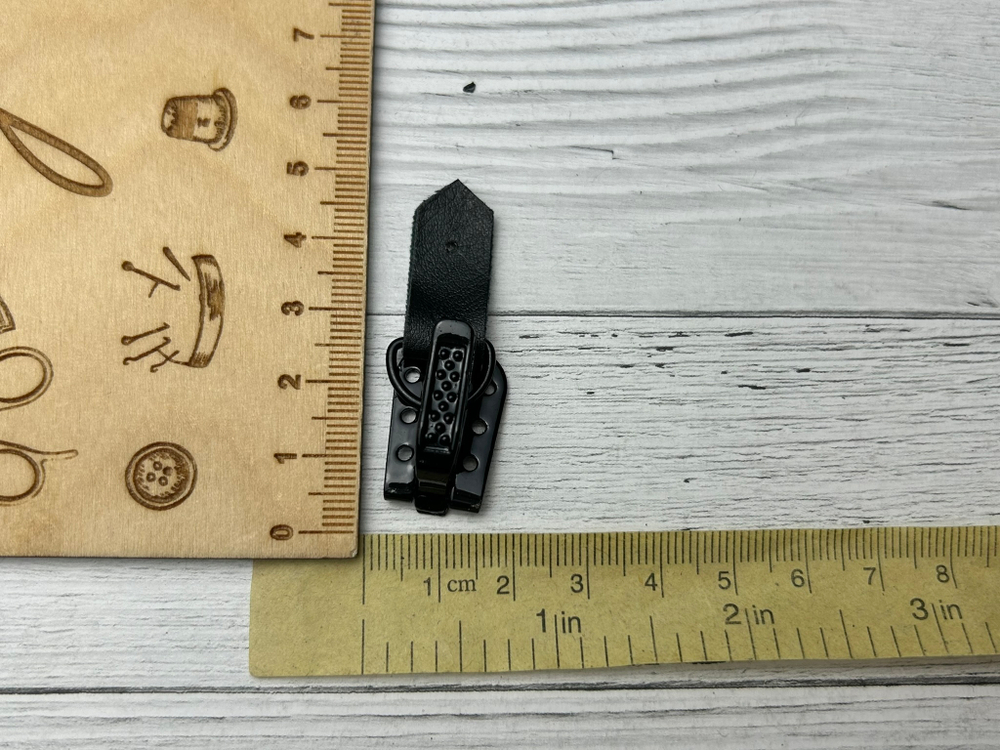 Крючок для одежды  металл 5*15мм