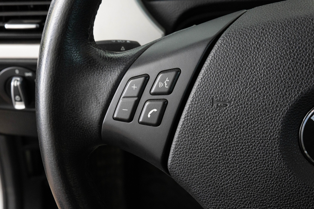 BMW 3-Series, 2011 год