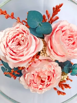 натуральные пионы в стекле, вакуум*