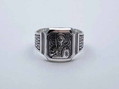 Кольцо из серебра/Частичное чернение/Архангел Михаил