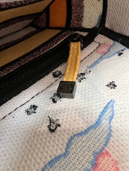 Женская сумка Dior Lady D-lite, модель среднего формата белый