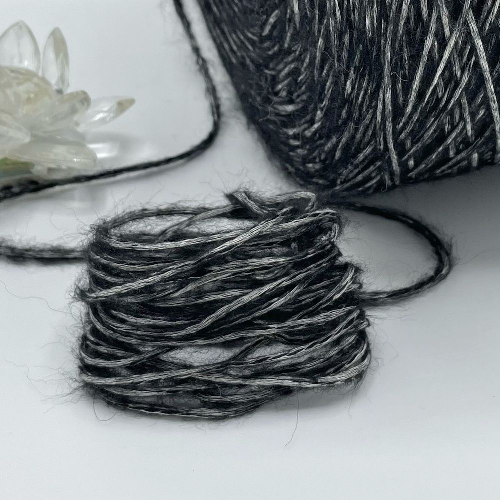 Пряжа для вязания пух мериноса с хлопком на бобине JULIE