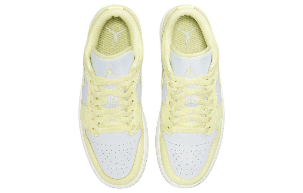 Кроссовки Jordan Air Jordan 1 (Женская размерная сетка)