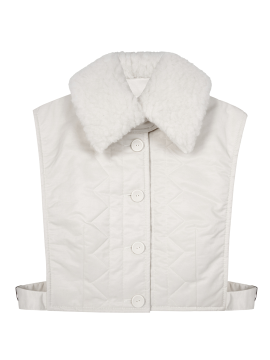 Жилет с воротником из меха