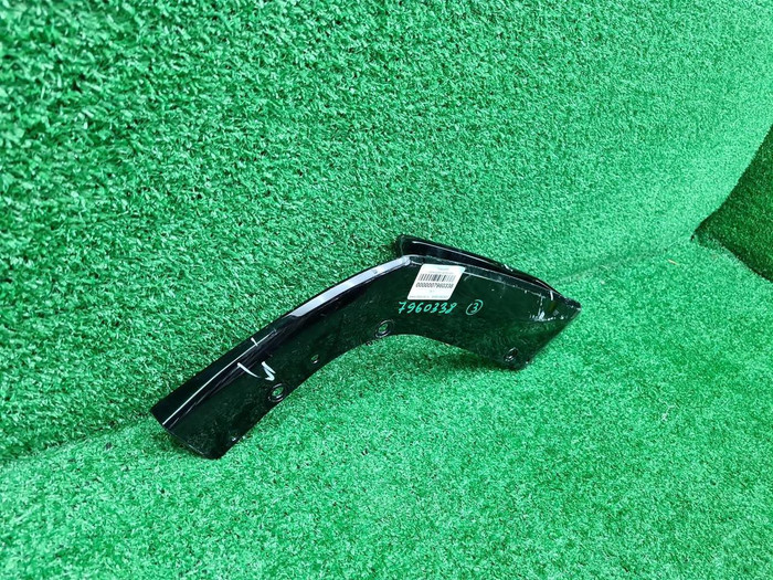 Накладка переднего бампера RH BMW X5M F95 (19-23)