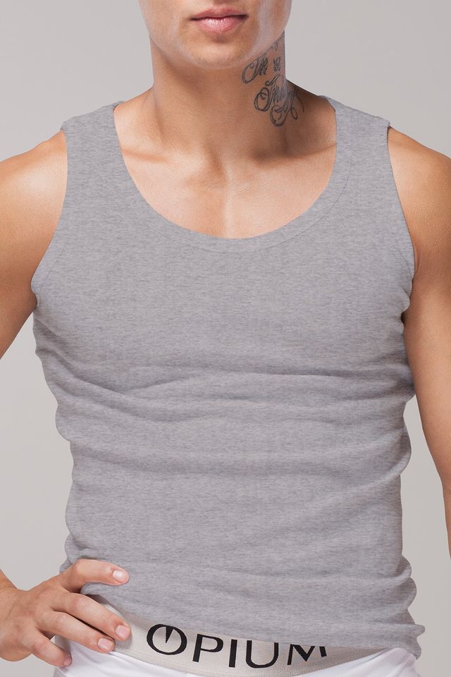 Серая майка из хлопка в мелкий рубчик