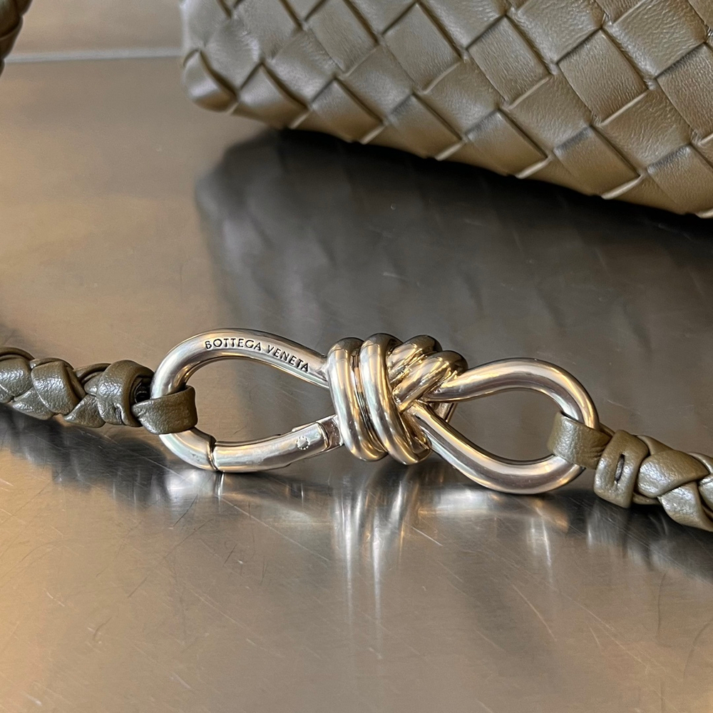 Bottega Veneta Small Andiamo 25 cm