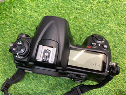 Nikon D300S 49.500 кадров
