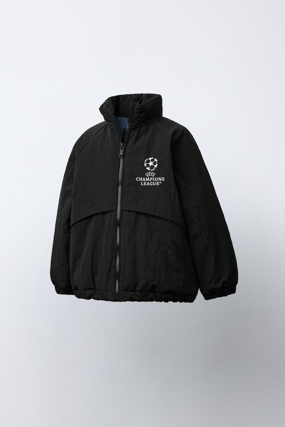 ZARA КУРТКА С ПОТАЙНЫМ КАПЮШОНОМ WATER REPELLENT UEFA CHAMPIONS LEAGUE ®, ЧЕРНЫЙ