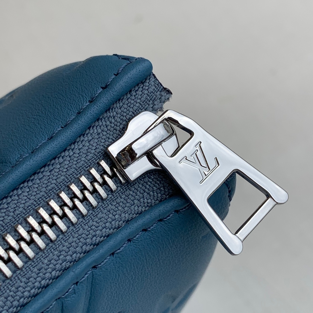 Louis Vuitton Coussin PM