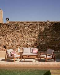 Комплект уличной мебели Frares из массива акации, диван, 2 кресла, столик