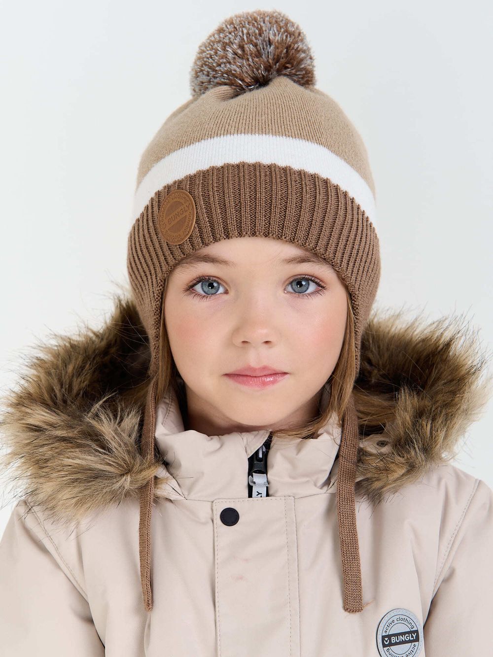 Шапка зимняя из смесовой шерсти "Какао" на завязках